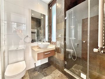 Casa en Venta en Colegio Alemán Chicureo