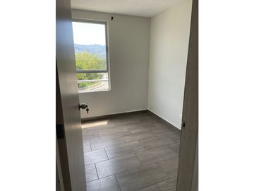 VENDO APARTAMENTO EN EL SECTOR DE LA FRAILES COD 9081736