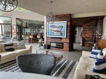 CASA EN AVNDARO CON VISTA FRANCA AL LAGO
