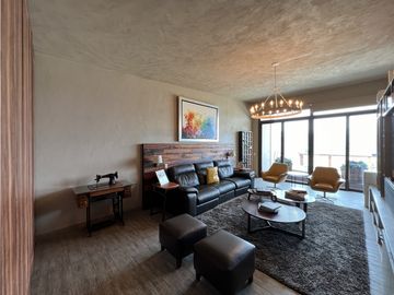 CASA EN AVNDARO CON VISTA FRANCA AL LAGO