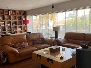 Casa en venta en cerrada, en Hacienda de las Palmas estilo Barragán, Huixquilucan Estado de México