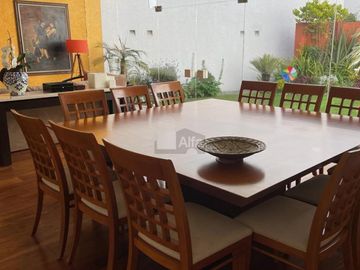 Casa en venta en cerrada, en Hacienda de las Palmas estilo Barragán, Huixquilucan Estado de México