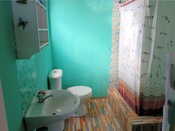 Venta de parcela de 5.000 m2, con dos casas, en La Serena.