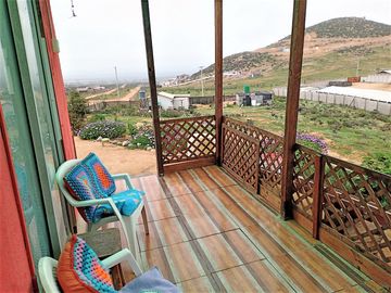 Venta de parcela de 5.000 m2, con dos casas, en La Serena.