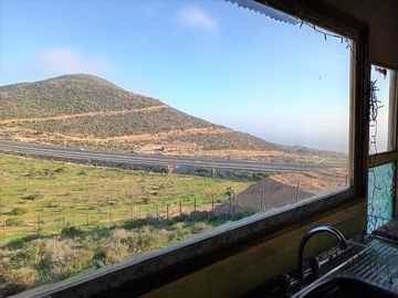Venta de parcela de 5.000 m2, con dos casas, en La Serena.