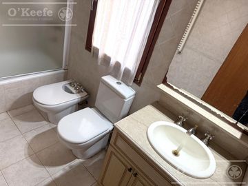 Casa en venta -Barrio Newfield Quilmes-Excelente ubicación