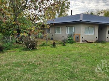 casa en Fincas de San Vicente con 4100m2 de lote