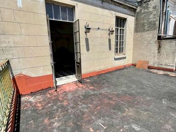 VENTA CASA EN LOTE PROPIO 250 M2 EN FLORES
