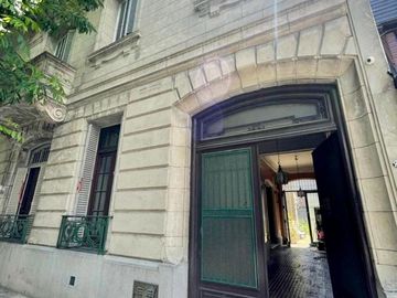 VENTA CASA EN LOTE PROPIO 250 M2 EN FLORES