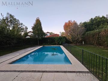 Venta Casa 3 Dormitorios en Km 38 Barrio Cerrado El Portillo con Jardín y Pileta
