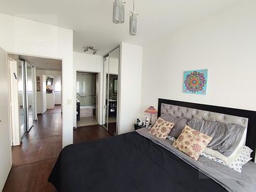 Excelente Departamento 4 ambientes con cochera y amenities en Caballito