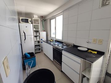 Excelente Departamento 4 ambientes con cochera y amenities en Caballito