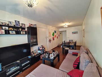 Excelente Departamento 4 ambientes con cochera y amenities en Caballito