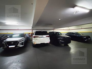 Excelente Departamento 4 ambientes con cochera y amenities en Caballito