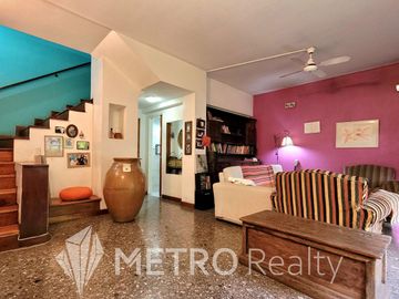 Casa en venta de 5 ambientes en Saavedra, con parrilla y pileta