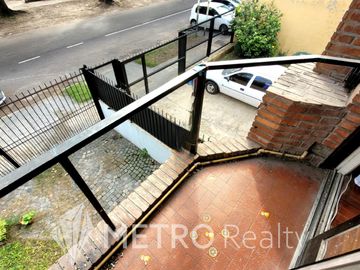 Casa en venta de 5 ambientes en Saavedra, con parrilla y pileta