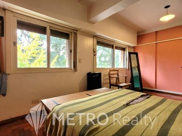 Casa en venta de 5 ambientes en Saavedra, con parrilla y pileta