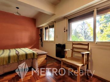 Casa en venta de 5 ambientes en Saavedra, con parrilla y pileta