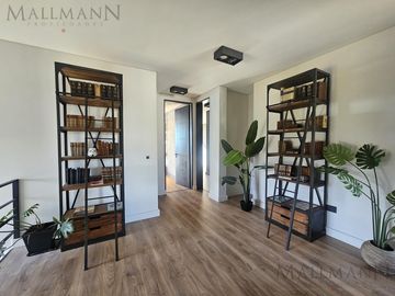 Venta Casa 4 Dormitorios en Suite en Marinas Puertos del Lago con Escritorio y Amplia Vista al Rio