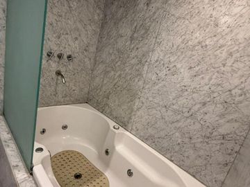 Venta de departamento 2 ambientes en Puerto Madero