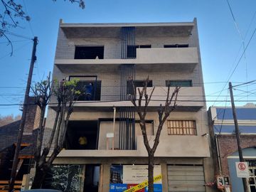 Departamento 3 ambientes en venta en San Fernando - Vias/Centro