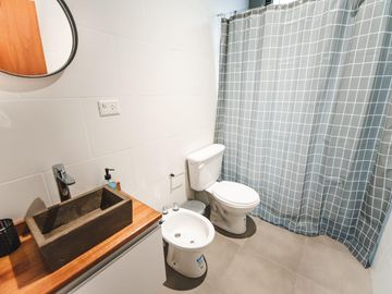 VENTA CASA 2 DORMITORIOS Y PILETA EN LAS TARDES