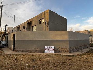 DUPLEX EN VENTA - PLOTTIER