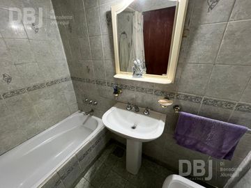 VENTA DE GALPON   CASA EN LA TABLADA