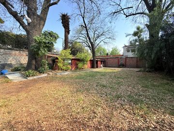 VENTA HERMOSA CASA COMO TERRENO EN DEL CARMEN , COYOACAN