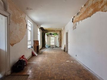 VENTA HERMOSA CASA COMO TERRENO EN DEL CARMEN , COYOACAN
