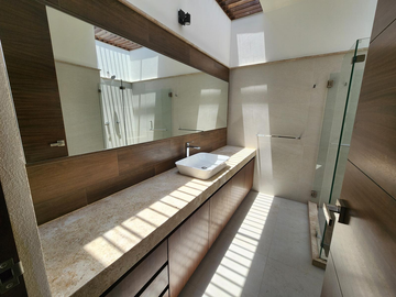 Casa en Venta en El Olivar, Fracc. Montaña Monarca, Altozano