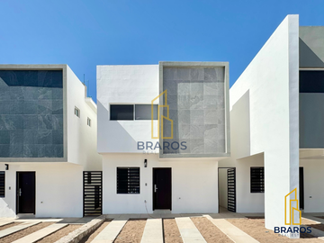 Casa en venta en Concordia Residencial al sur con alberca