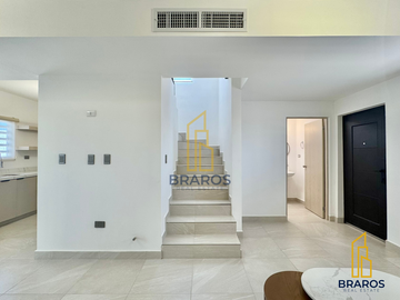 Casa en venta en Concordia Residencial al sur con alberca
