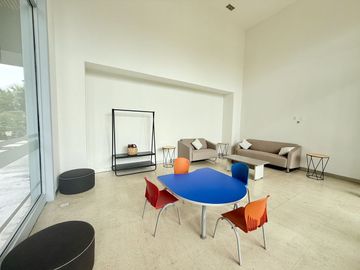 Departamento en Venta  en Satélite, C. 16 de Septiembre con TERRAZA/BALCÓN