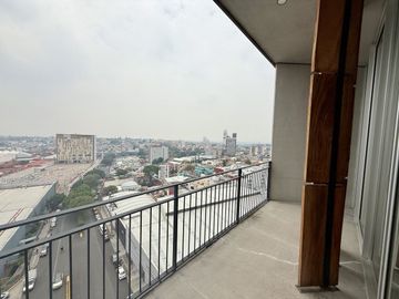 Departamento en Venta  en Satélite, C. 16 de Septiembre con TERRAZA/BALCÓN