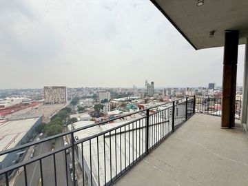 Departamento en Venta  en Satélite, C. 16 de Septiembre con TERRAZA/BALCÓN