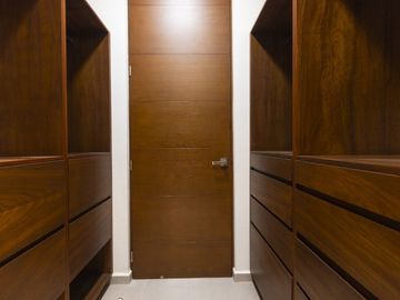 Casa tipo townhouse en venta en Castelnovo Luxury Temozon