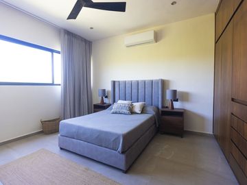 Casa tipo townhouse en venta en Castelnovo Luxury Temozon