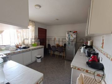 Venta de Casa como terreno en San Juan de Miraflores