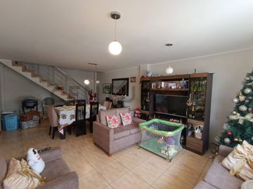 Venta de Casa como terreno en San Juan de Miraflores
