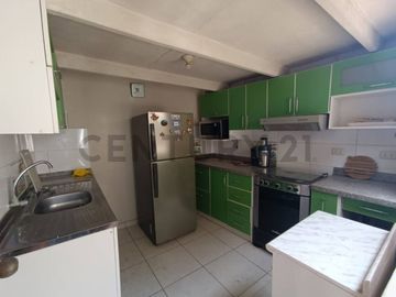 Venta de Casa como terreno en San Juan de Miraflores