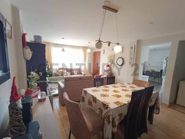 Venta de Casa como terreno en San Juan de Miraflores
