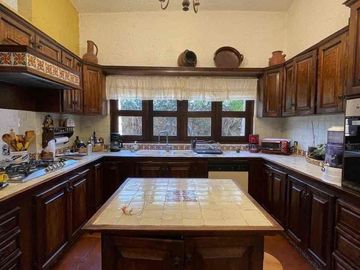 CASA SABINA ATRACTIVA FINCA EN LOMAS DE COCOYOC