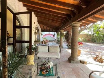 CASA SABINA ATRACTIVA FINCA EN LOMAS DE COCOYOC