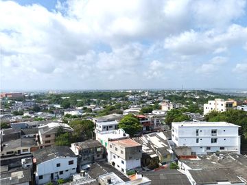 SE VENDE APARTAMENTO EN CIUDAD JARDIN, BARRANQUILLA.