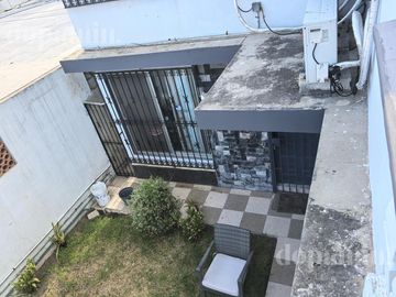 Casa en Unidad Nacional