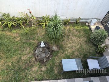 Casa en Unidad Nacional