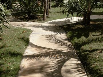 Propiedad estilo hacienda con 6 cabañas en venta en Tulum