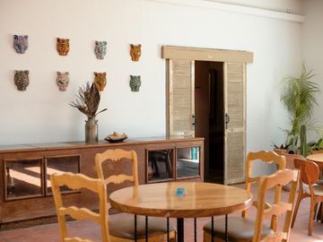 Propiedad estilo hacienda con 6 cabañas en venta en Tulum