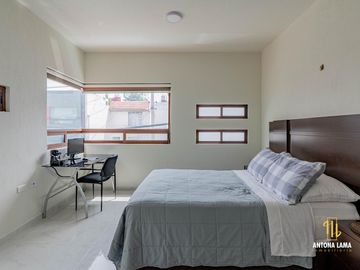 Casa en Venta en Lomas de San Alfonso con cuatro recámaras